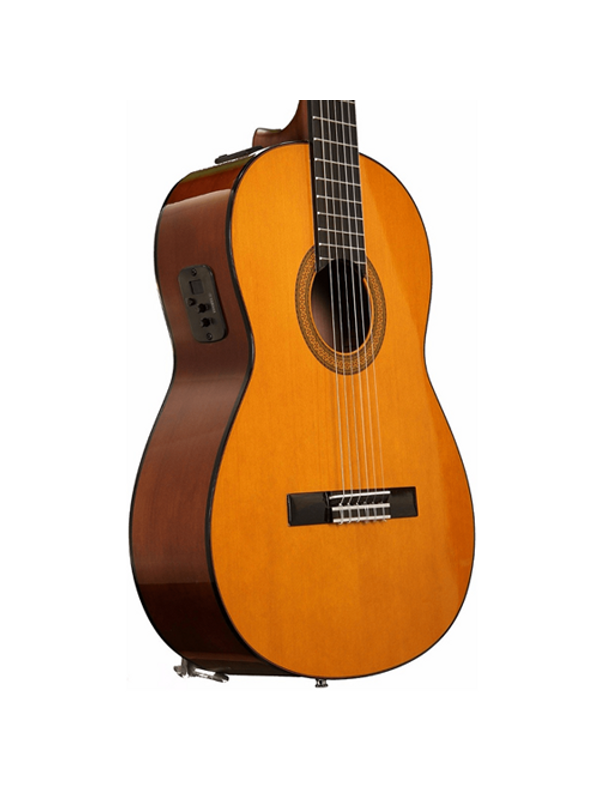 Guitarra Electroacústica Yamaha CX40
