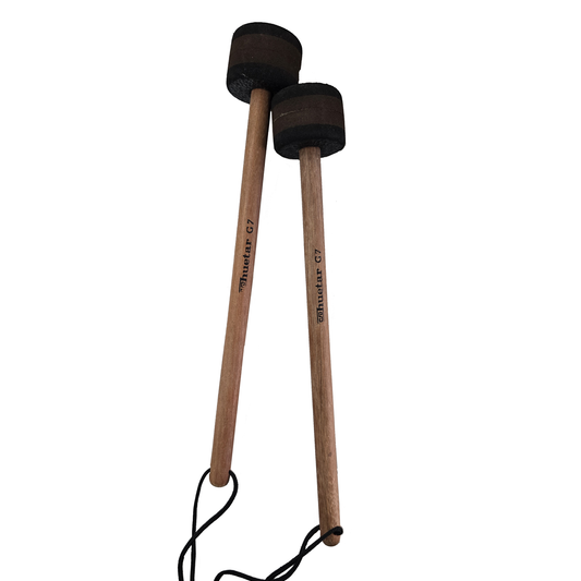 Mazos para tenor mango de madera con felpa Huetar IH310PC